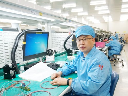 技能大师回应大学生提问 做技术工人有“钱途”，更有前景